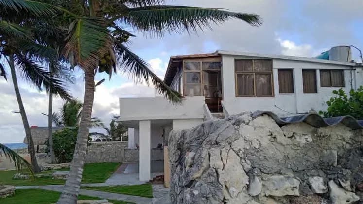 Vivienda de 4 habitaciones en Guanabo, La Habana del Este