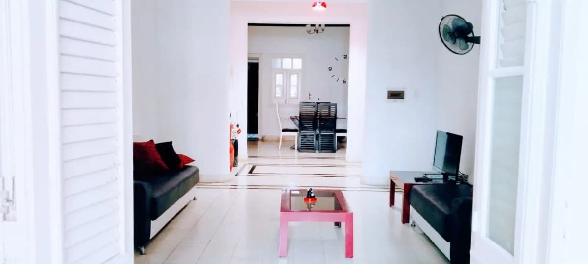 Vivienda de 4 habitaciones en Vedado, Plaza de la Revolución